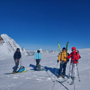 Sci alpinismo in alta montagna Capanna Margherita (4554m)