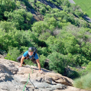 Vie di arrampicata al paretone di Arnad