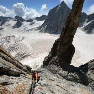 Voies d'escalade aux satellites du Mont Blanc du Tacul